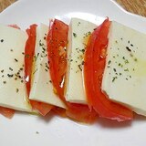 簡単☆塩豆腐とトマトでなんちゃってカプレーゼ風